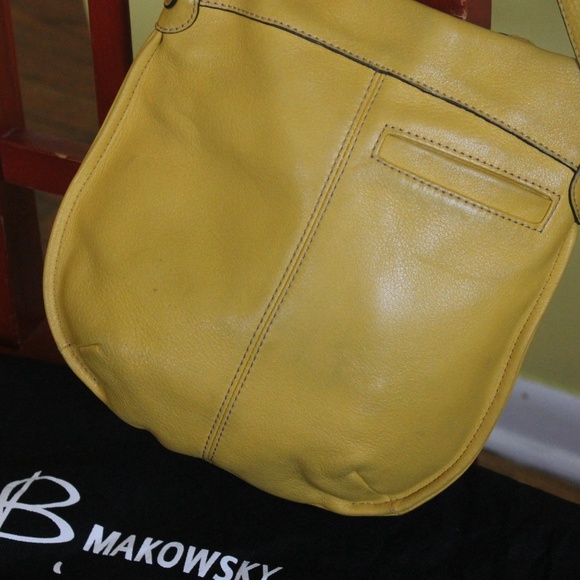 B Makowsky Leather cross body bag - Picture 4 of 8
